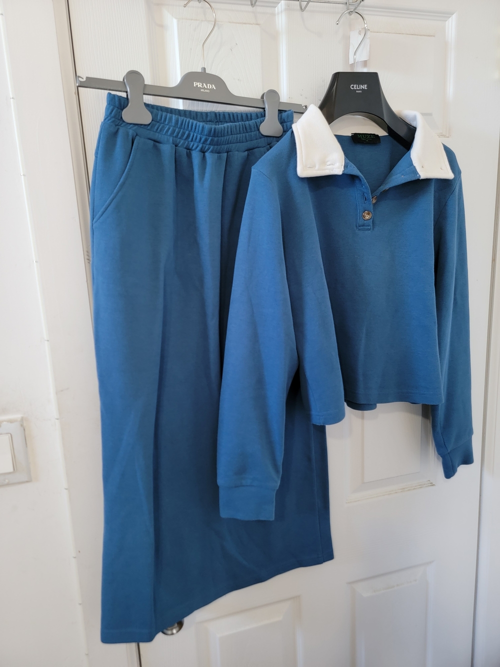Muze Skirt Set with White Collar -